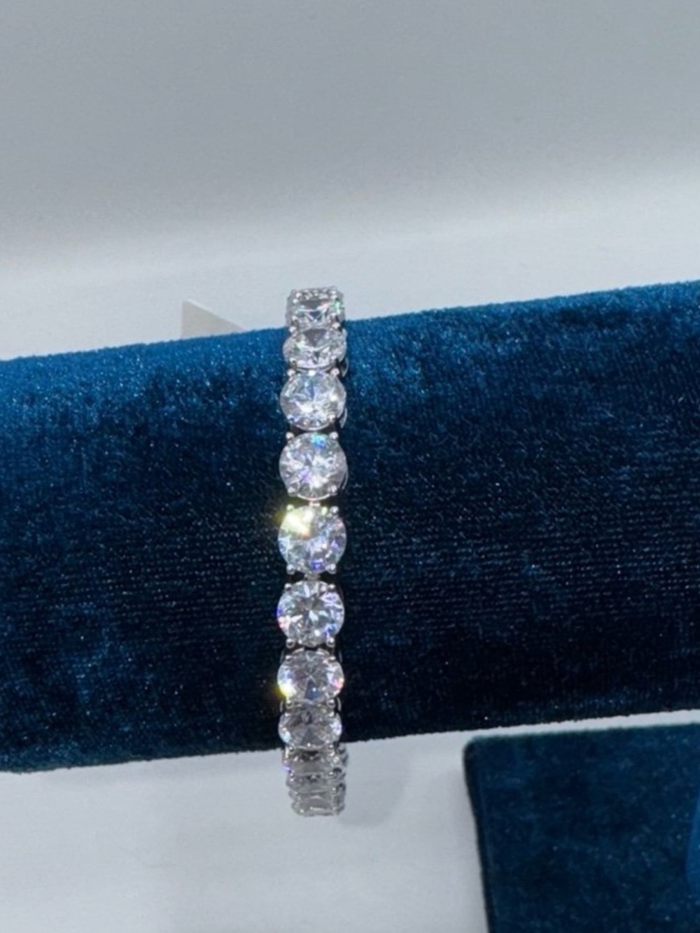 18k Tennis Bracelet - Picture 3 of 13